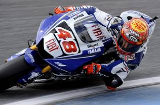 Jorge Lorenzo logra la pole en los entrenamientos de Estoril