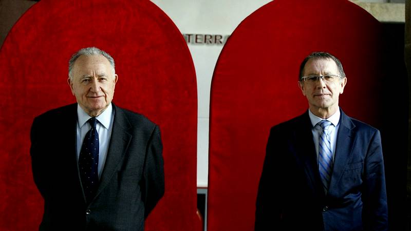 Promesas clónicas na Academia