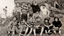 Vargas, Tano, Abelardo, Cali�o, Cea y otros amigos de Fene en las fiestas de Sillobre en 1971 FOT�GRAFO: Ra�l Rodr�guez