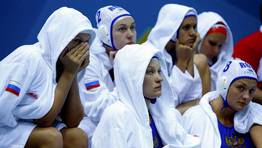 El banquillo de la selecci�n rusa de waterpolo, durante el partido contra Australia. FOT�GRAFO: LASZLO BALOGH | REuters