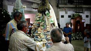 M�NICA FERREIR�S