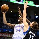 LARRY W. SMITH | EFE