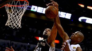 LARRY W. SMITH | Efe