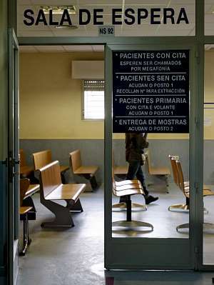 El Sergas quiere despachar por teléfono 11.000 consultas al día