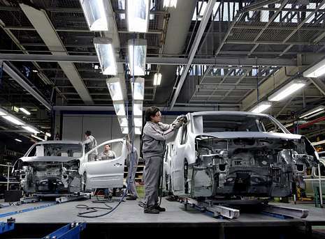 La venta de coches muestra que la brecha social se agranda en Galicia