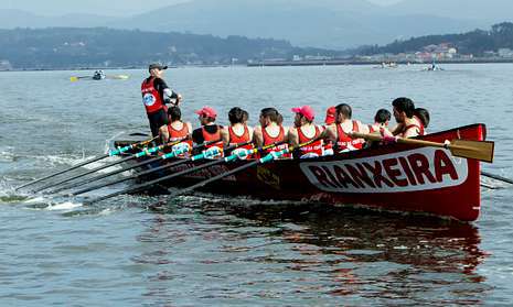 La bancada local sacó cinco segundos al barco de Tirán. 