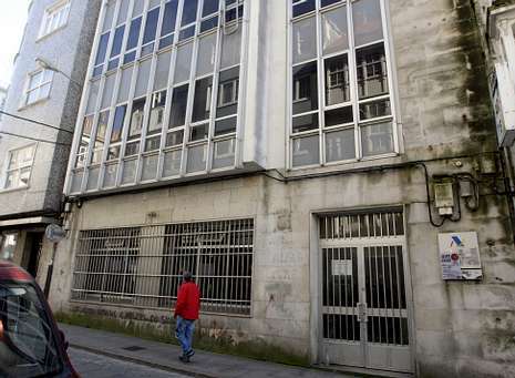 Decenas de inmuebles del Estado que llevan meses en el mercado buscan dueño en Galicia