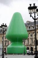 CHARLES PLATIAU | REUTERS