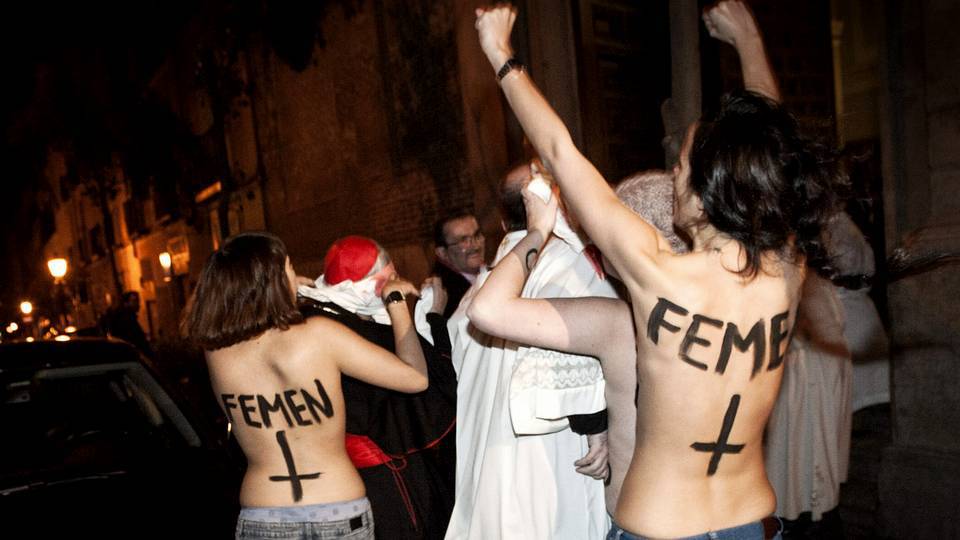 Activistas de FEMEN agreden a Rouco Varela en Madrid Efe_20140202_194836011