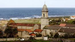 Monasterio de Oia. Situado a la orilla del mar estuvo ocupado por monjes de la Orden del Cister. FOTÓGRAFO: M. MORALEJO
